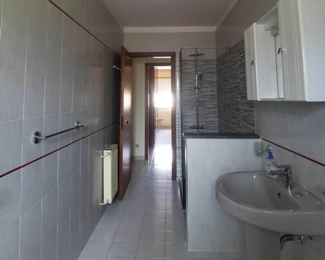 Lorenzo Guest Suite With Free Private Parking-- Cantieri Culturali パレルモ エクステリア 写真