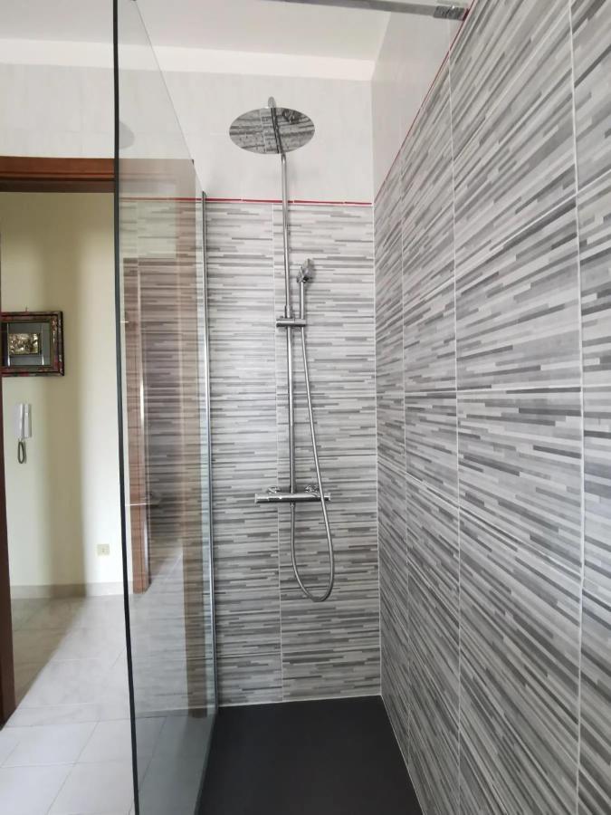 Lorenzo Guest Suite With Free Private Parking-- Cantieri Culturali パレルモ エクステリア 写真