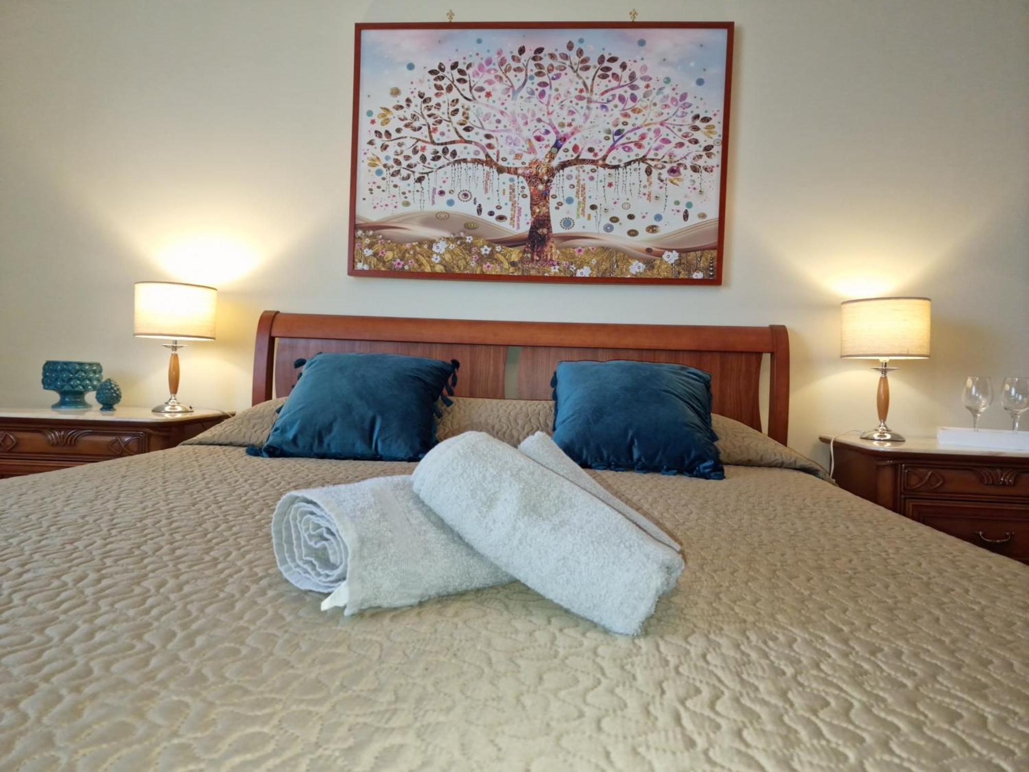 Lorenzo Guest Suite With Free Private Parking-- Cantieri Culturali パレルモ エクステリア 写真